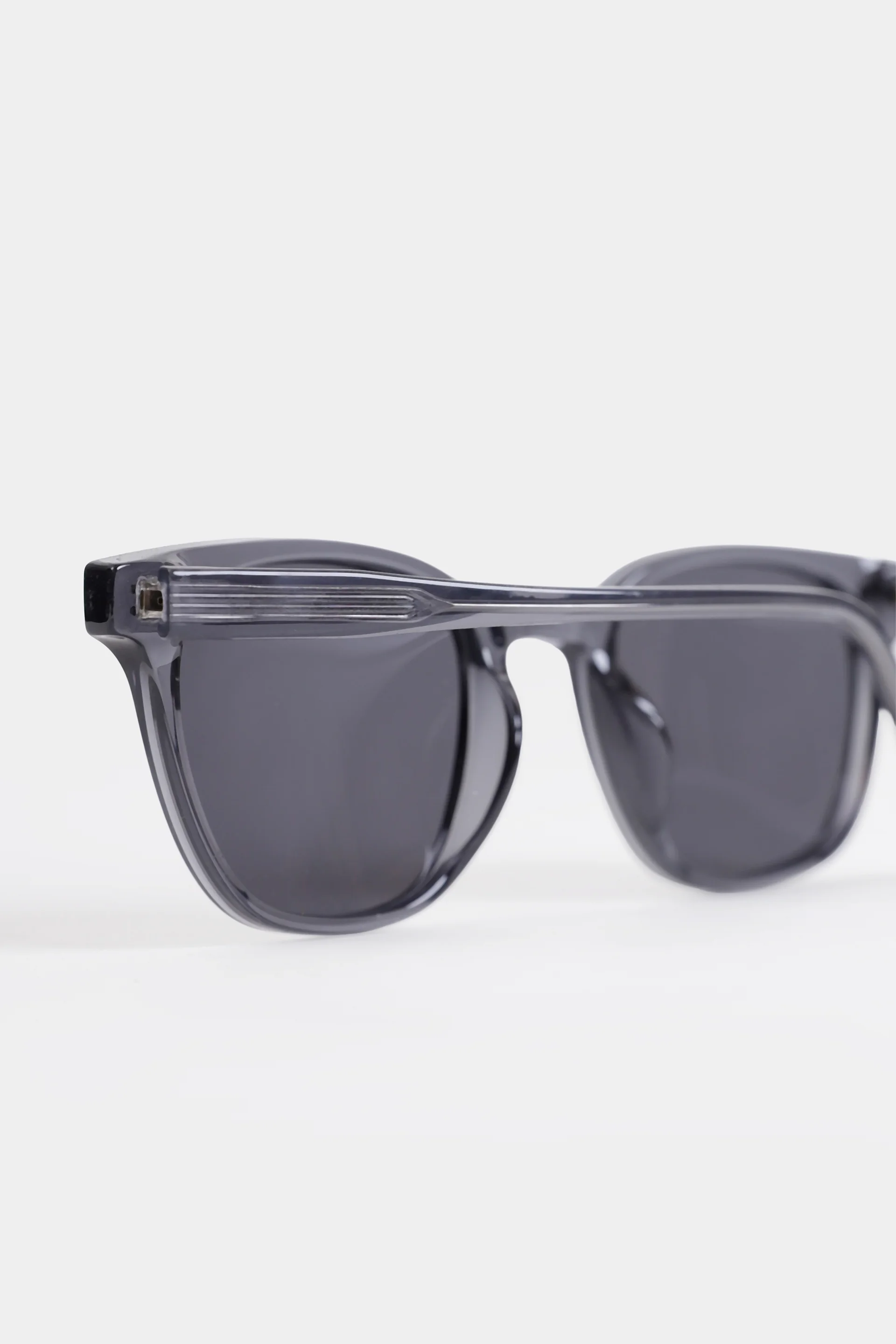 Wayfarer Sunglasses - Cougar Clothing