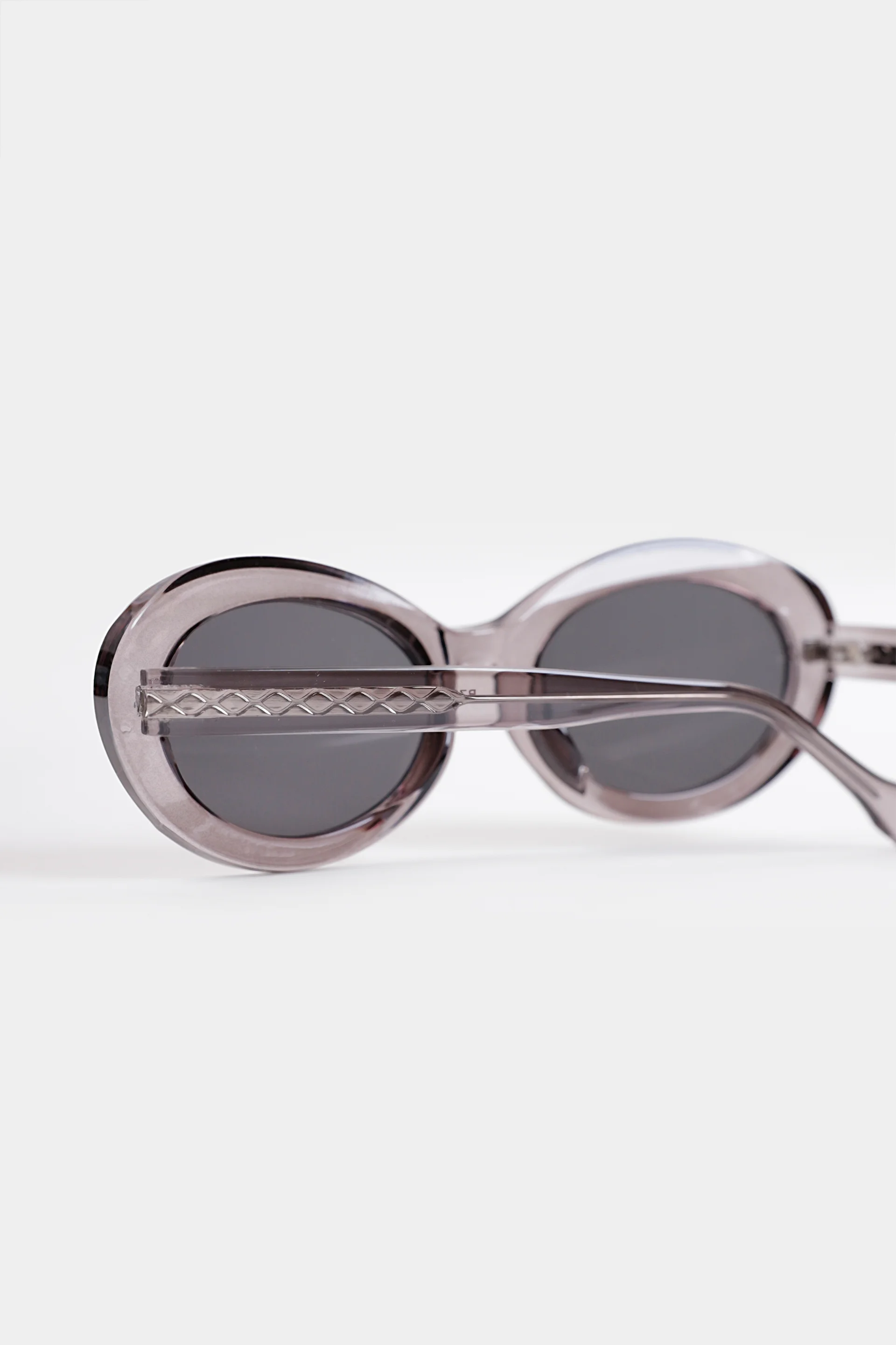 Oval Gradient Sunglasses - Cougar Clothing