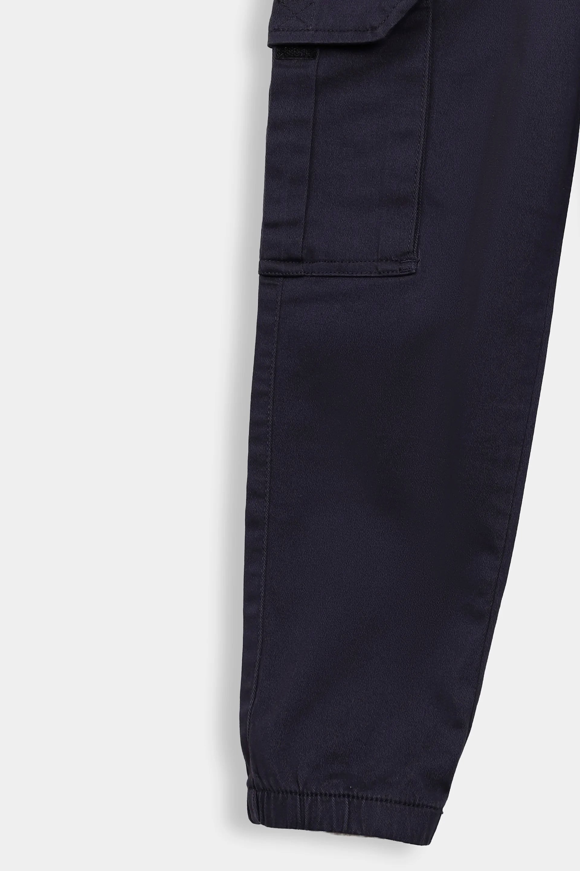 Relaxed Cargo Trousers - Cougar Clothing