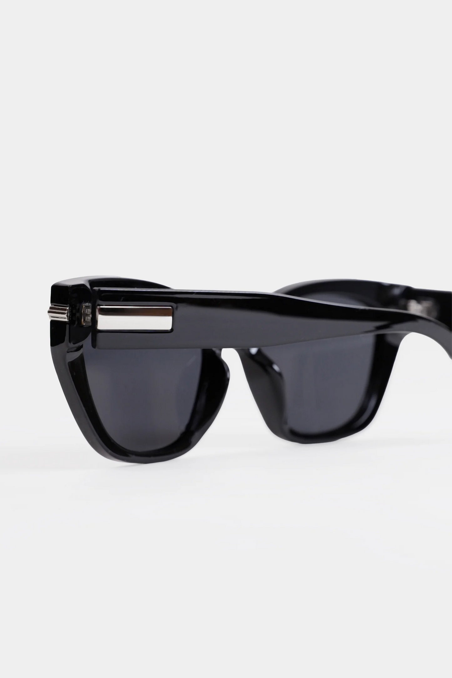 Cat-Eye Sunglasses - Cougar Clothing