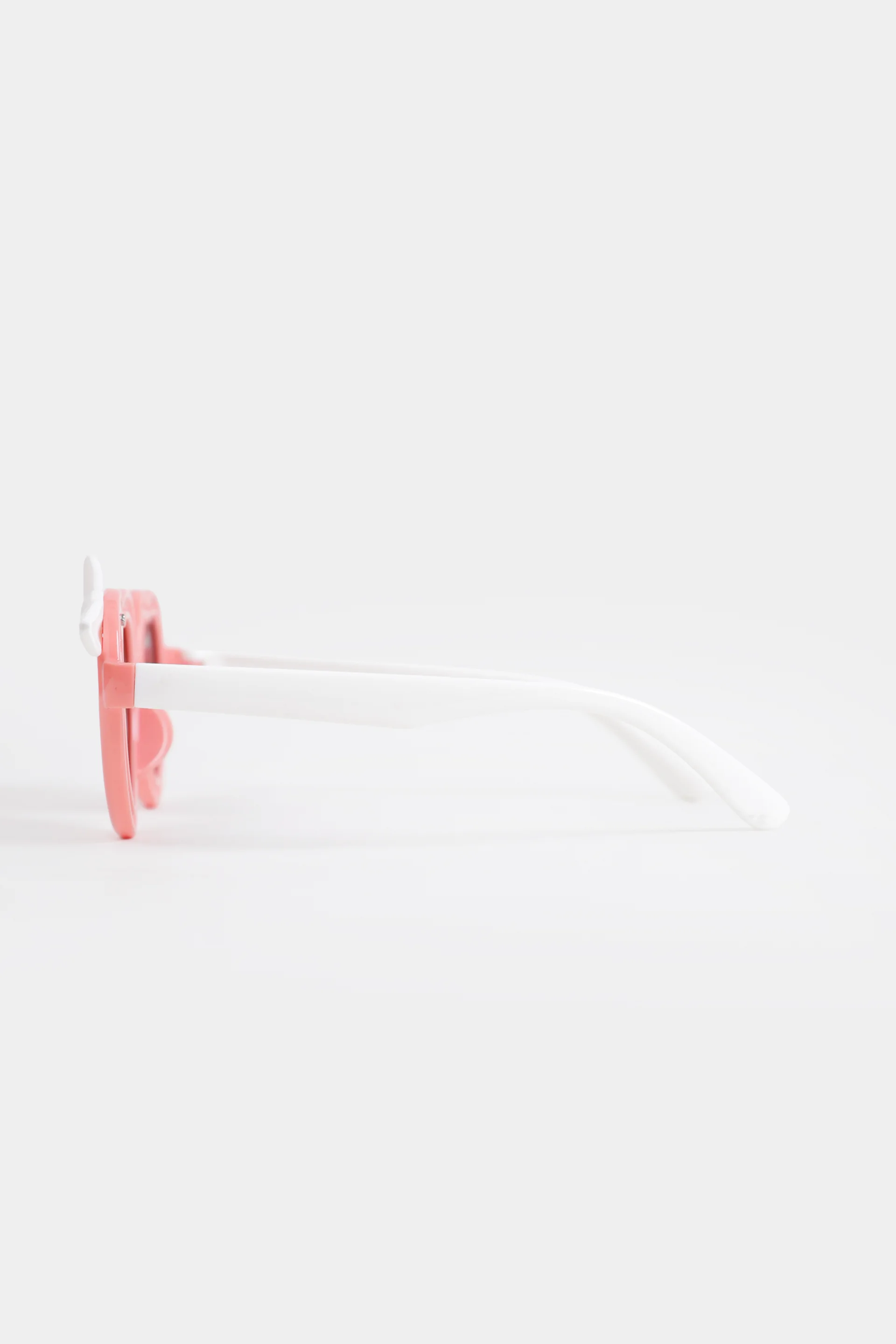 Heart-Frame Sunglasses - Cougar Clothing