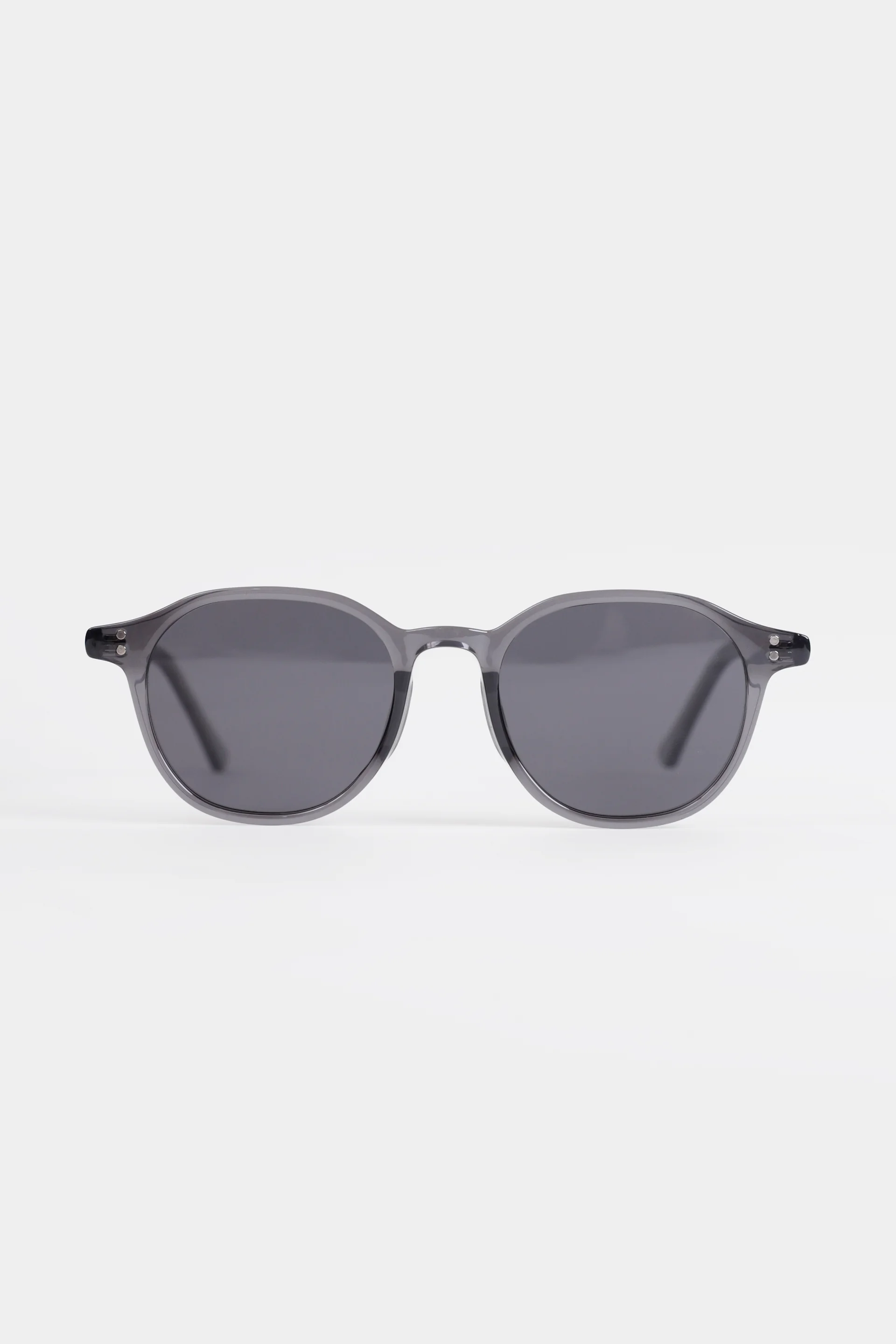 Tinted Round Sunglasses - Cougar Clothing