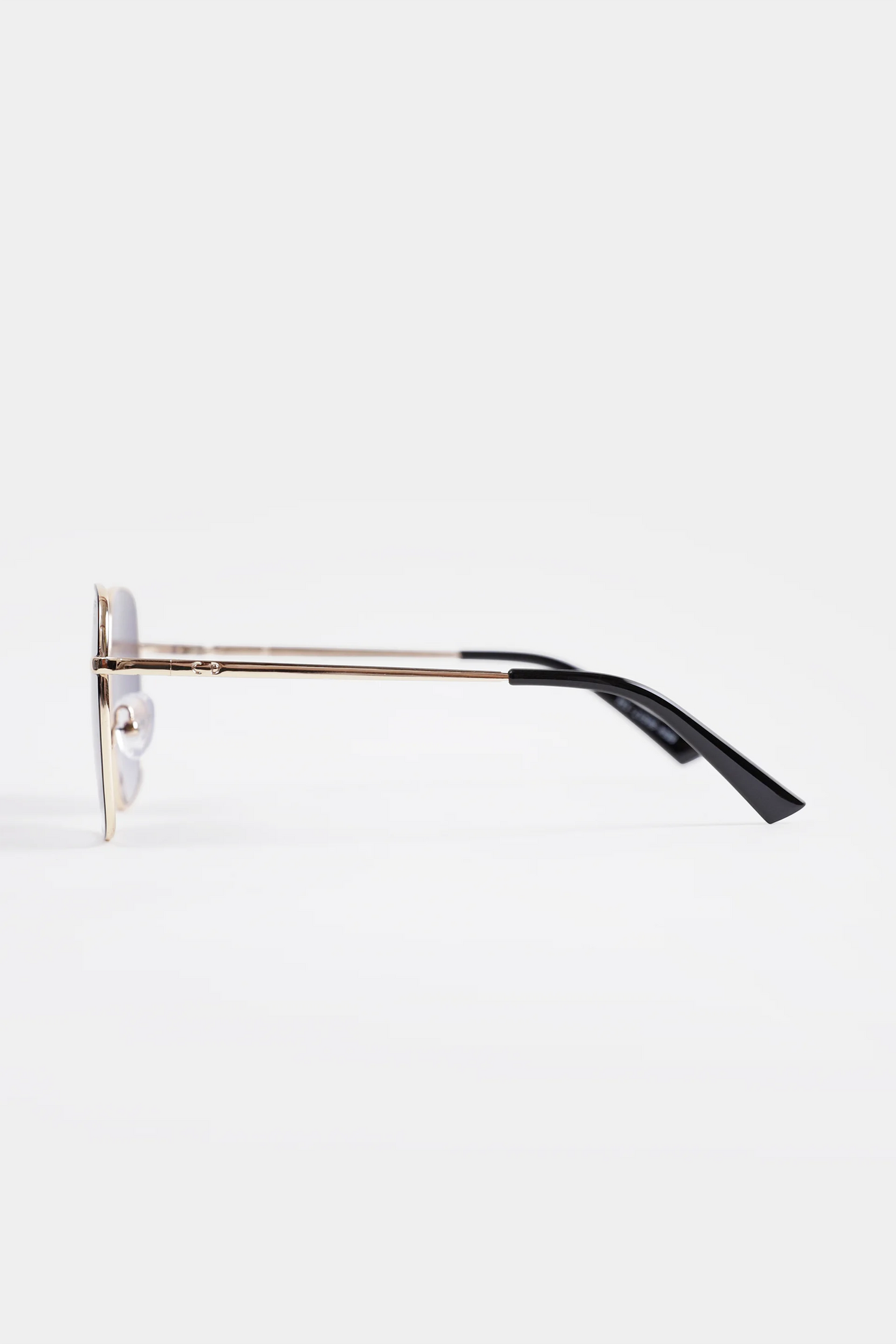 Gradient Sunglasses With Metallic Frame - Cougar Clothing
