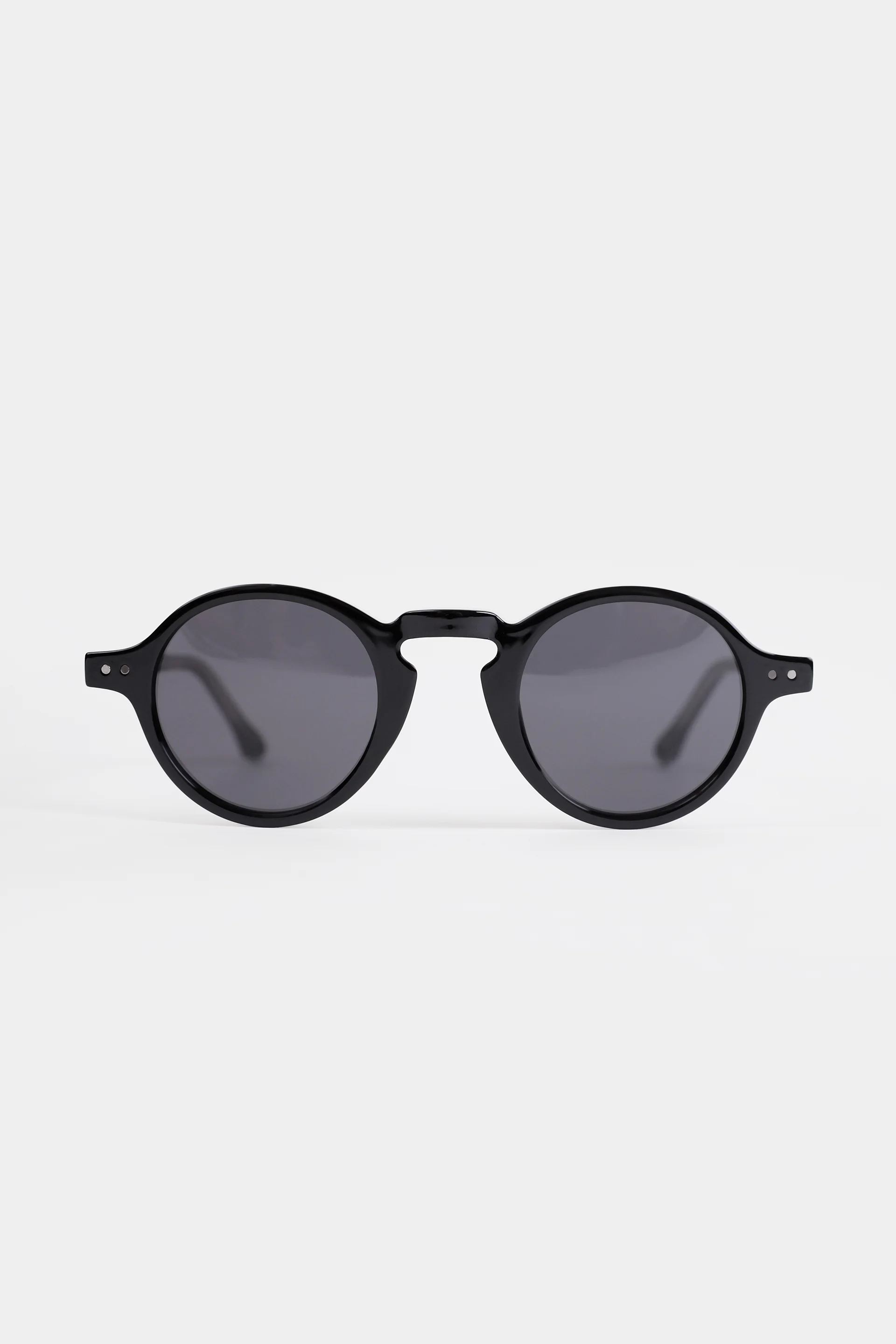 Round-Frame Sunglasses - Cougar Clothing