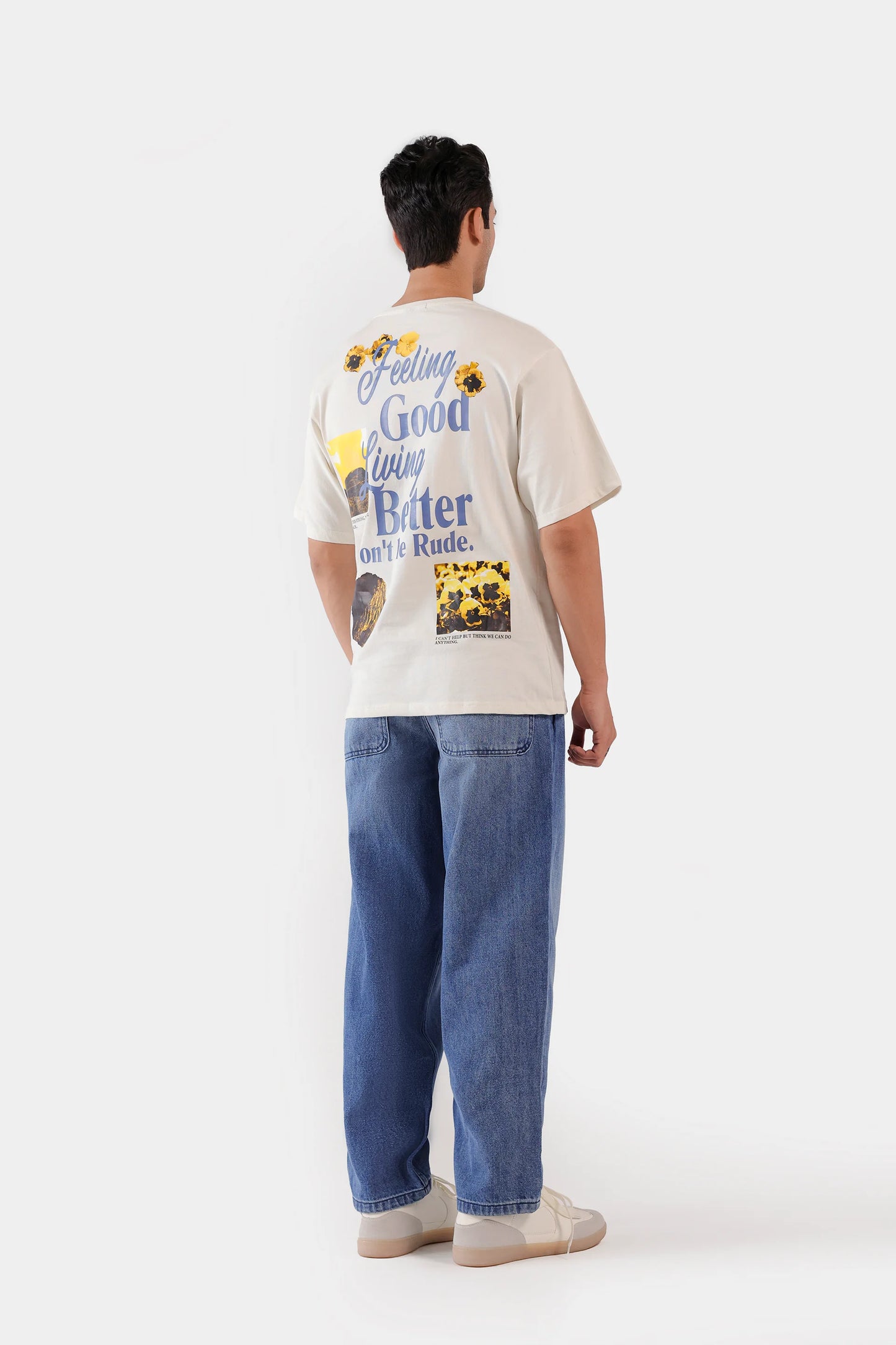 Relaxed Graphic T-Shirt - Cougar Clothing