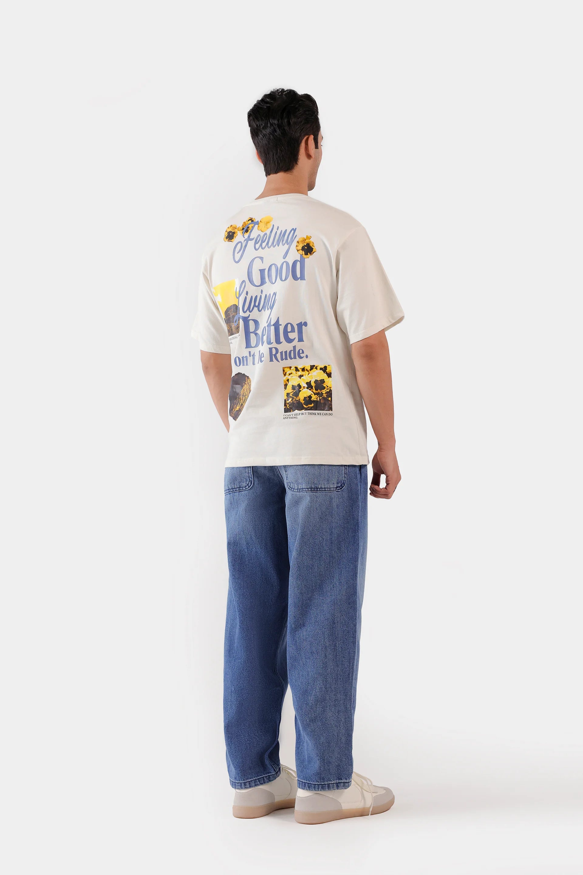 Relaxed Graphic T-Shirt - Cougar Clothing