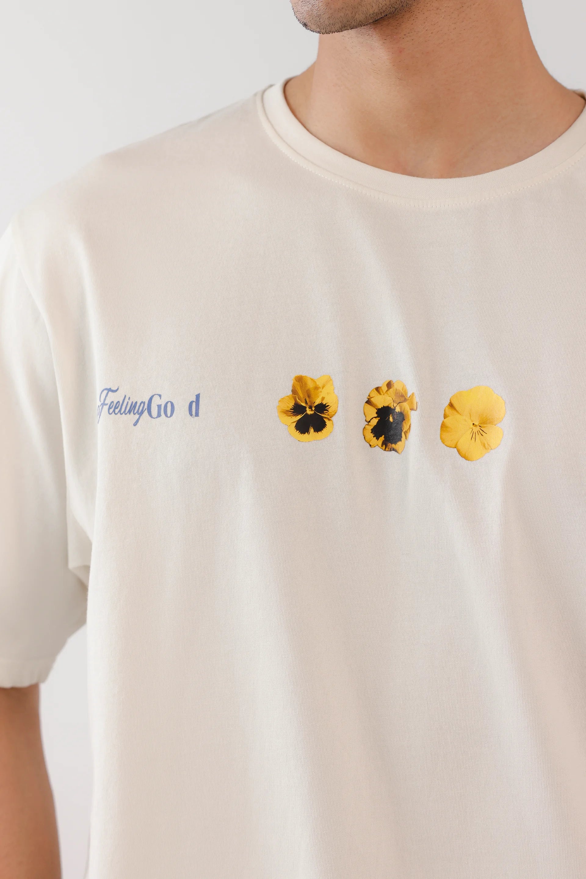 Relaxed Graphic T-Shirt - Cougar Clothing