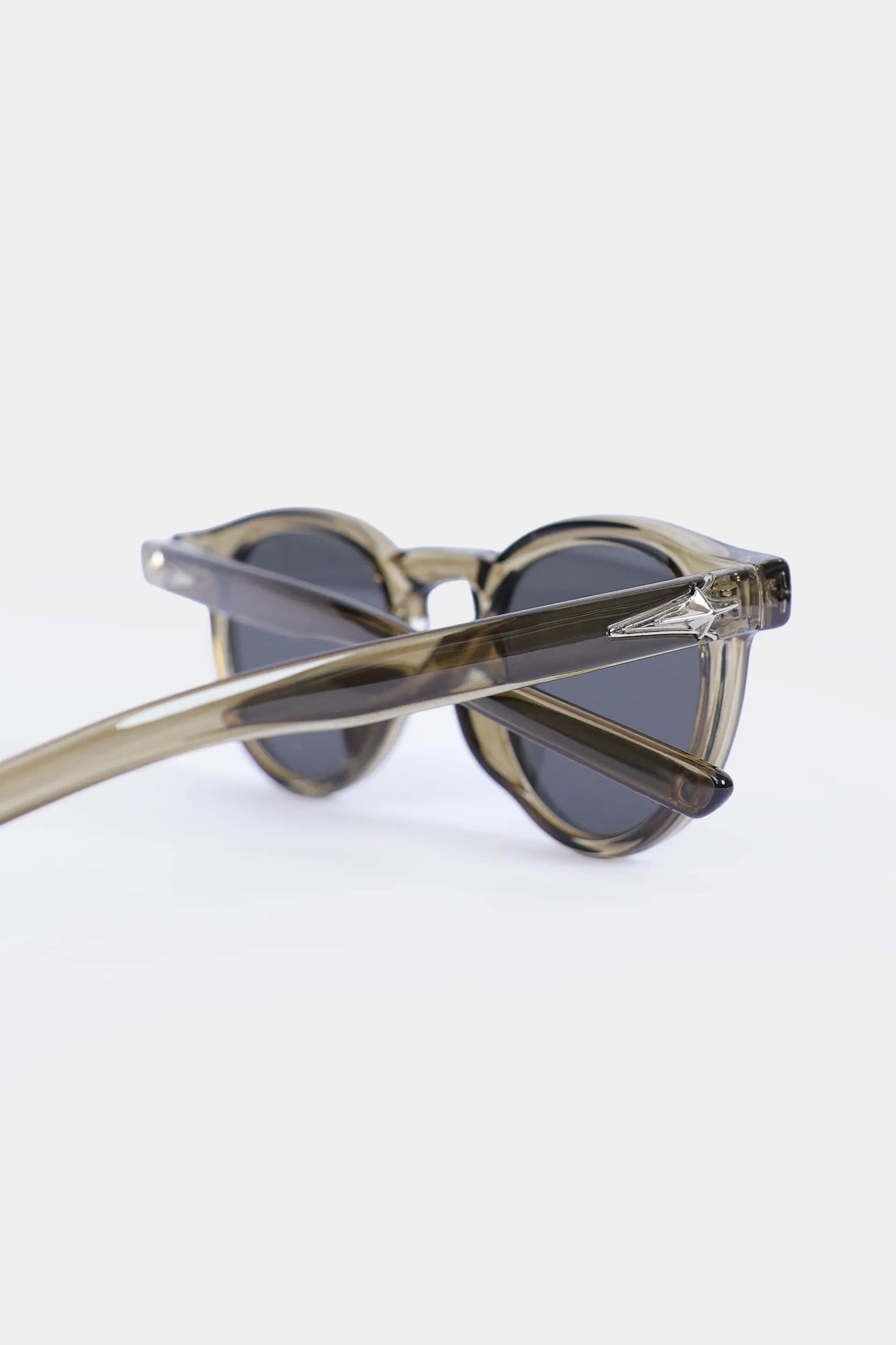 Retro Round Sunglasses - Cougar Clothing