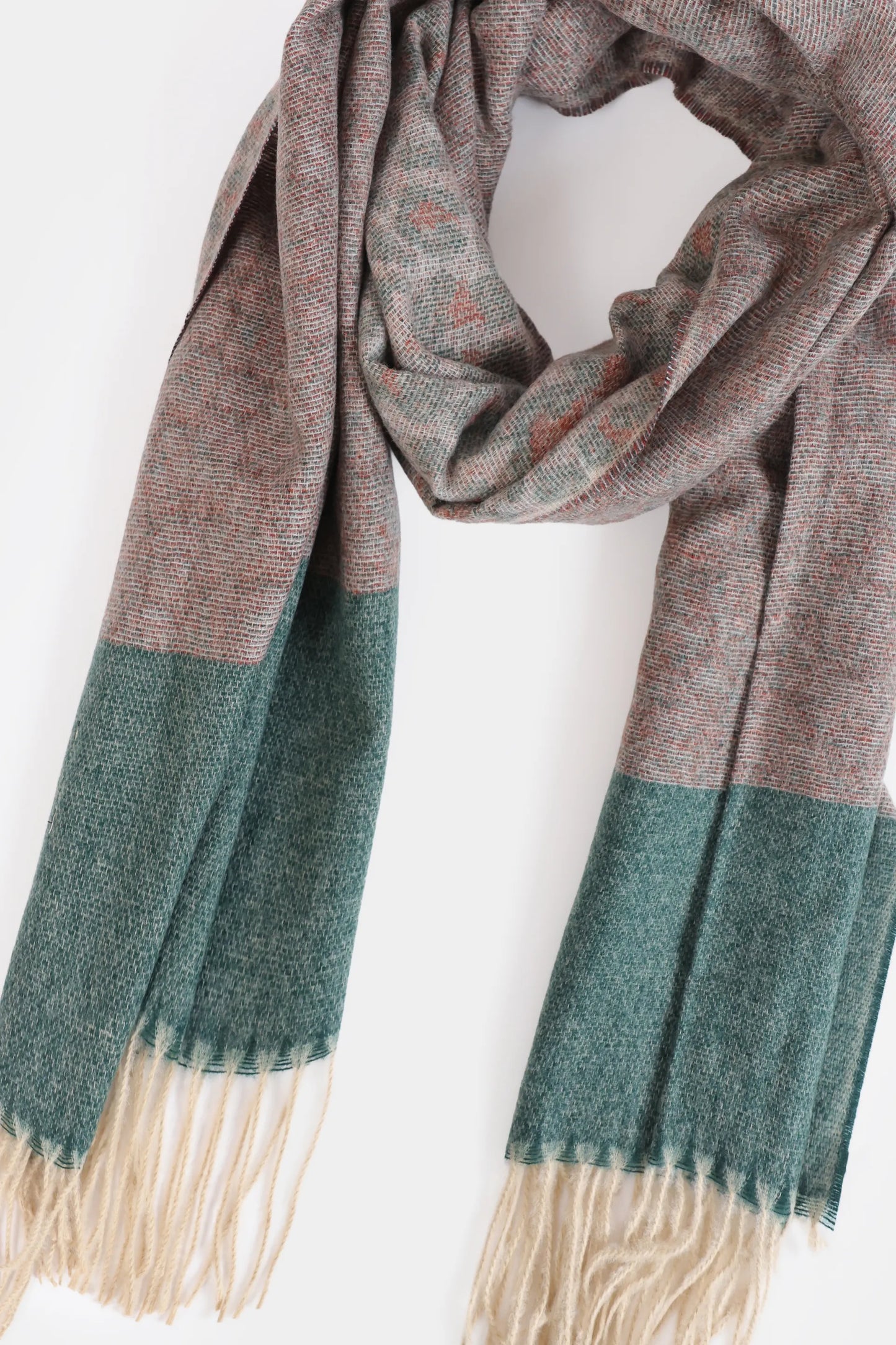 Contrast Accented Knit Shawl - Cougar Clothing