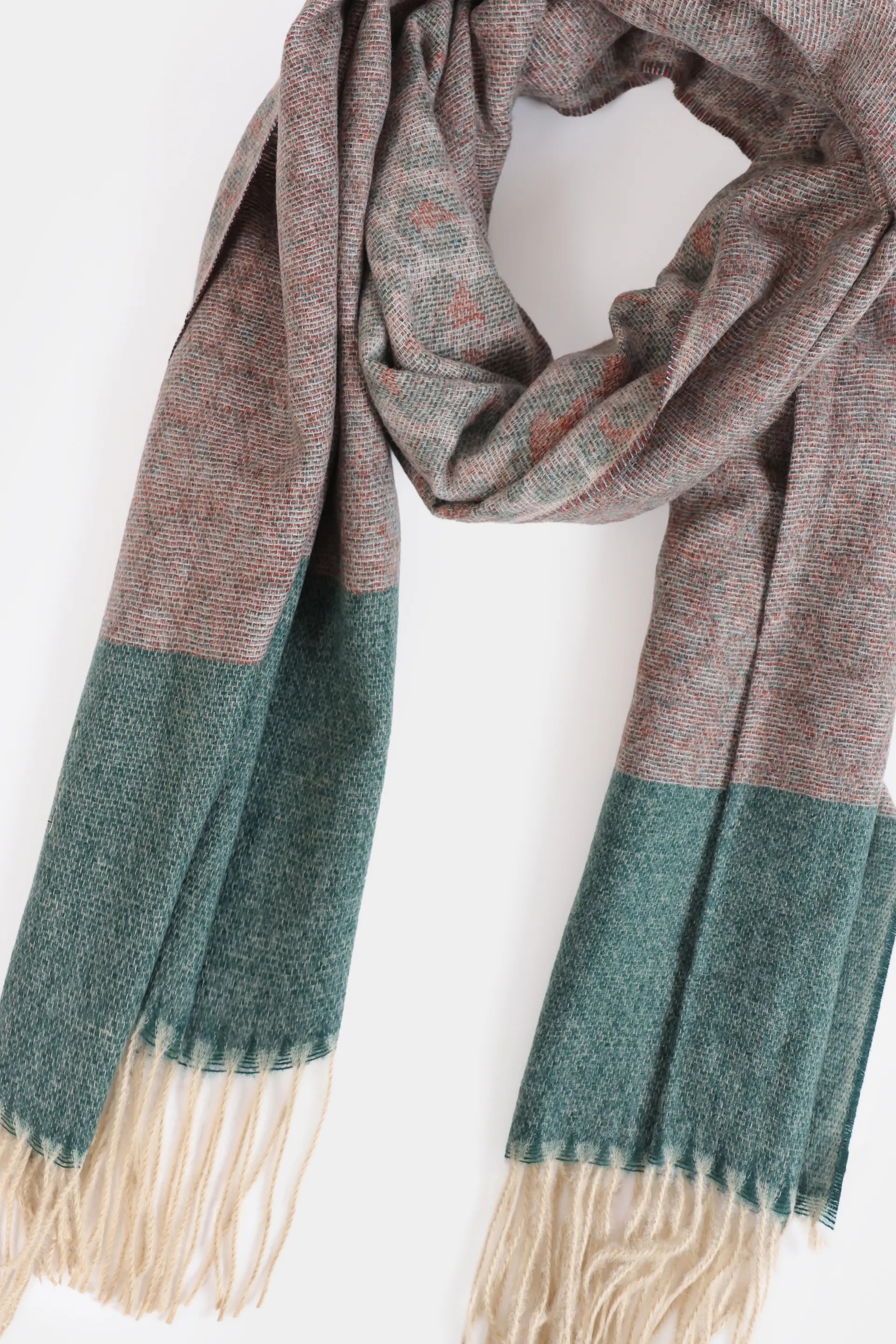 Contrast Accented Knit Shawl - Cougar Clothing