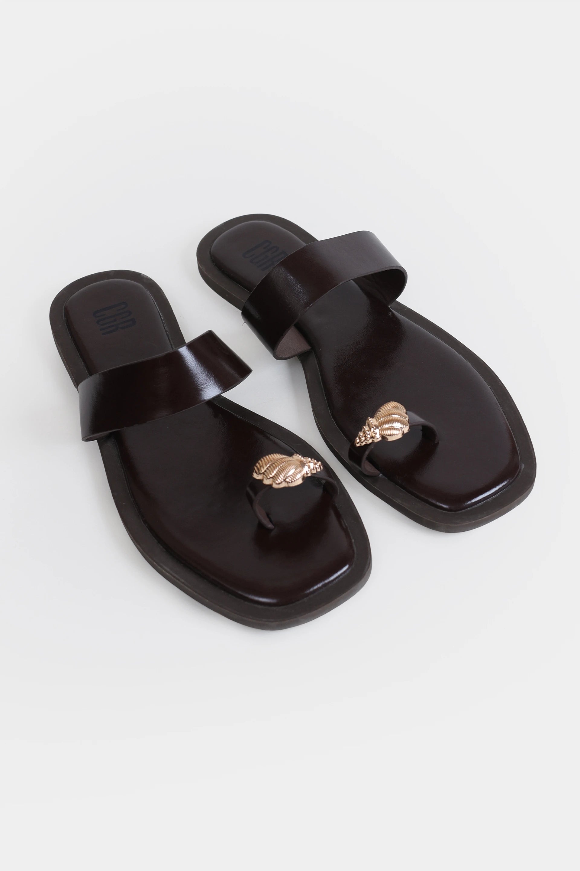 Shell Toe-Ring Slides - Cougar Clothing