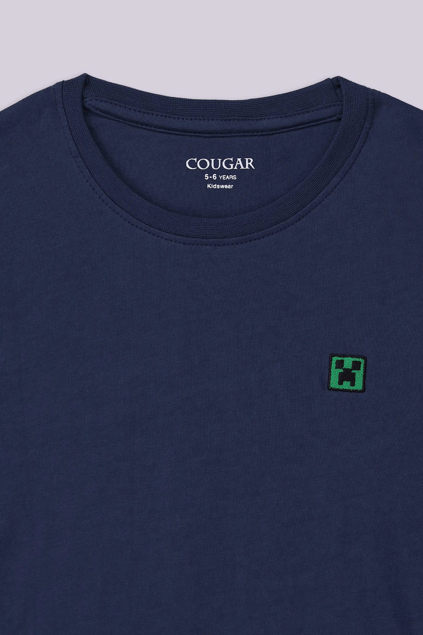 T-Shirt With Minimal Embroidered Badge - Cougar Clothing
