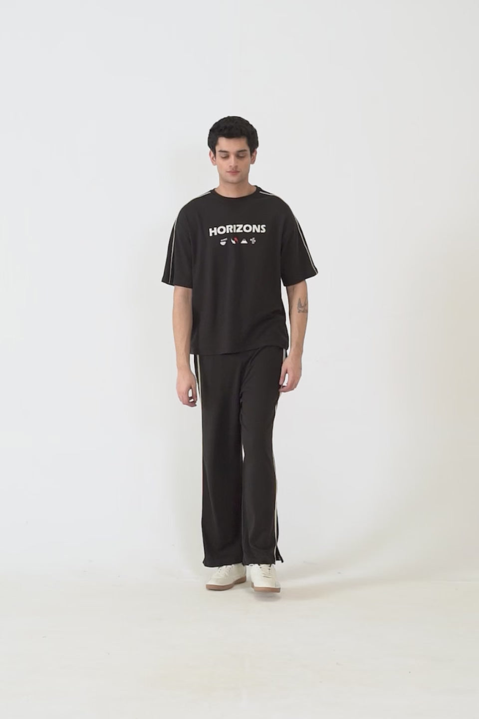 Horizons T-Shirt - Cougar Clothing
